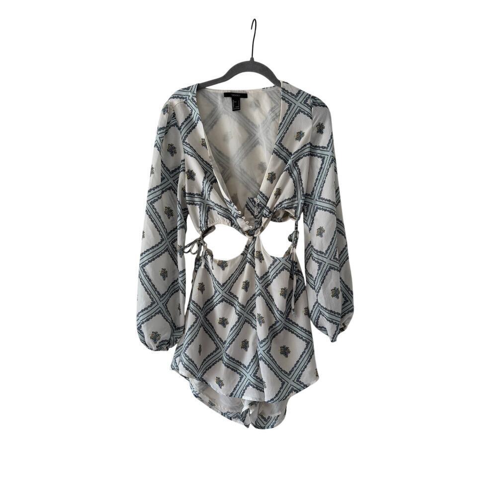 Forever 21 Floral Cutout Romper Womens Small White Blue Long Sleeve Tie Boho - Picture 2 of 9
